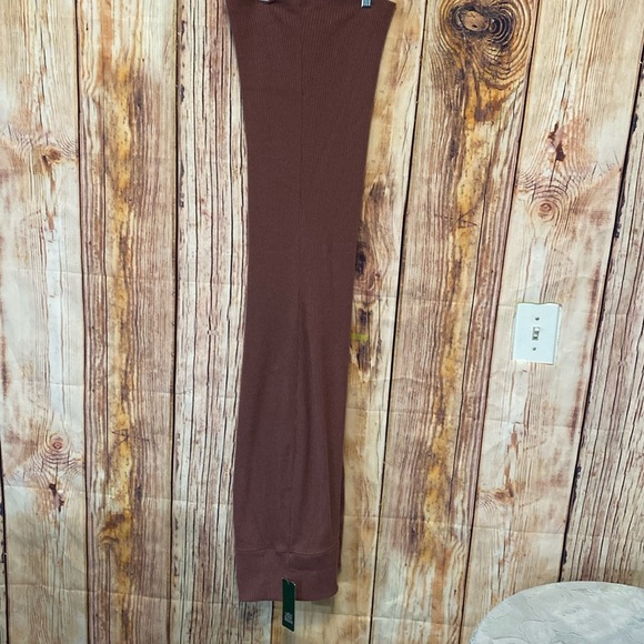 Women’s Wild‎ Fable Pant Sz Large Purple  a turned up Waist & Ribbed Fabric NWT - Picture 2 of 9